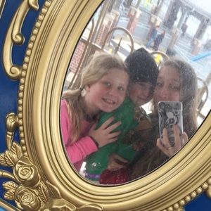 Meet your Posher, Stephanie